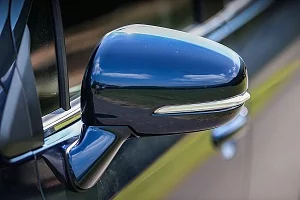 Фото Suzuki SX4 - интерьер и экстерьер