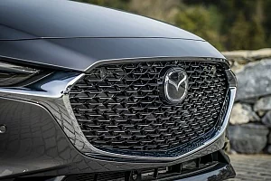 Фото Mazda 3 sedan - интерьер и экстерьер
