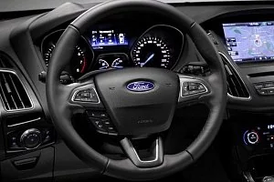 Фото Ford Focus Sedan - интерьер и экстерьер