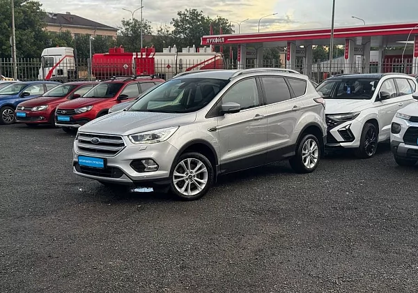 купить подержанный Kuga 2018 года