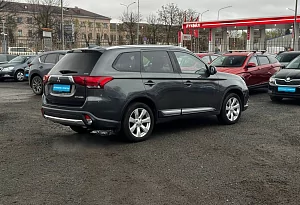 купить Мицубиси Outlander 2017, автосалон автоцентр