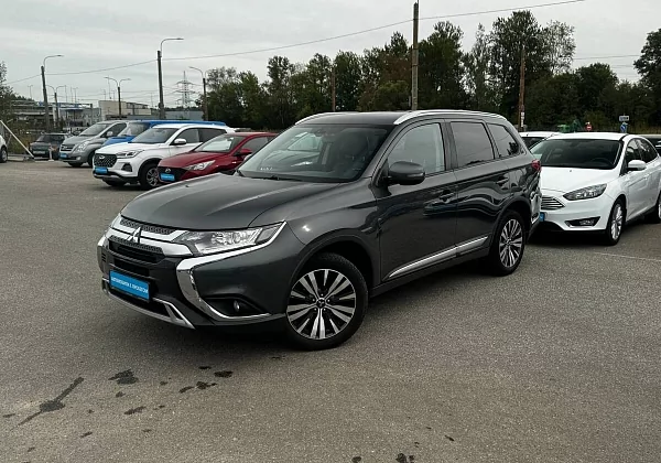 купить подержанный Outlander 2019 года