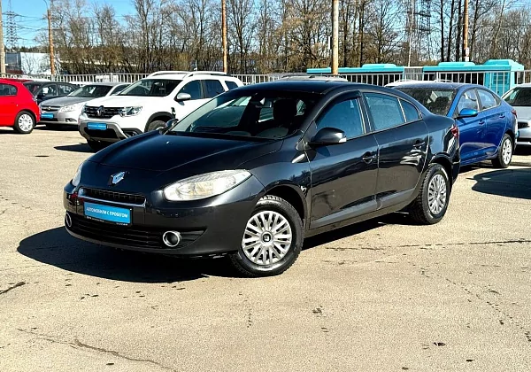 купить подержанный Fluence 2012 года