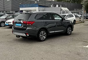 купить Мицубиси Outlander 2019, автосалон автоцентр