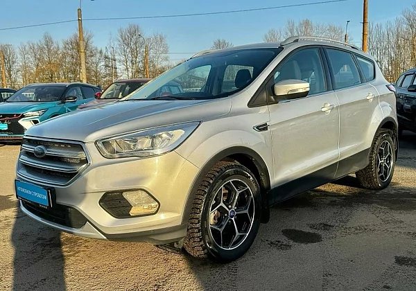 купить подержанный Kuga 2018 года
