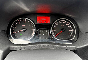 купить Рено Duster 2013, автосалон автоцентр