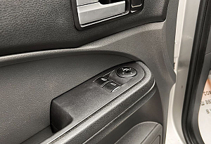 купить Форд C-MAX 2004, автосалон автоцентр