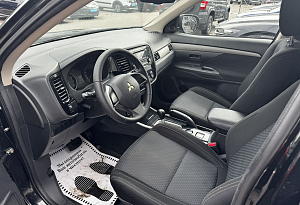 купить Мицубиси Outlander 2018, автосалон автоцентр