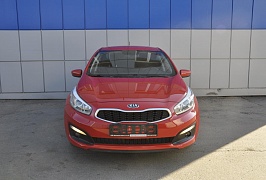 купить подержангный Kia Ceed года