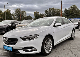 купить новый Opel Insignia