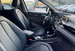 купить БМВ X1 2015, автосалон автоцентр