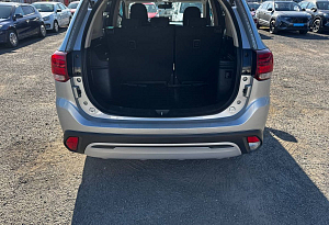 купить Мицубиси Outlander 2018, автосалон автоцентр