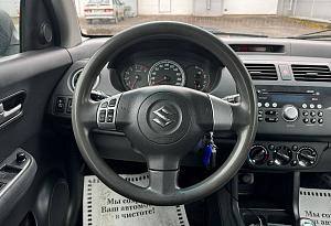купить Сузуки Swift 2007, автосалон автоцентр
