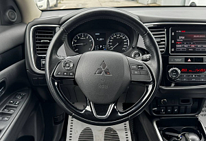 купить Мицубиси Outlander 2019, автосалон автоцентр