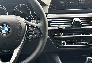 купить БМВ 5 серии 2018, автосалон автоцентр