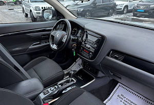 купить Мицубиси Outlander 2018, автосалон автоцентр