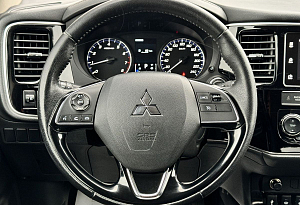 купить Мицубиси Outlander 2018, автосалон автоцентр