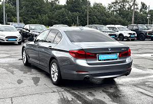 купить БМВ 5 серии 2018, автосалон автоцентр