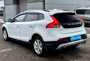 купить Вольво V40 Cross Country 2018, автосалон автоцентр