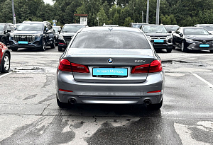 купить БМВ 5 серии 2018, автосалон автоцентр