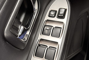 купить Мицубиси Pajero 2007, автосалон автоцентр