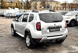 купить Рено Duster 2017, автосалон автоцентр