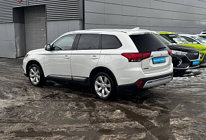 купить Мицубиси Outlander 2018, автосалон автоцентр